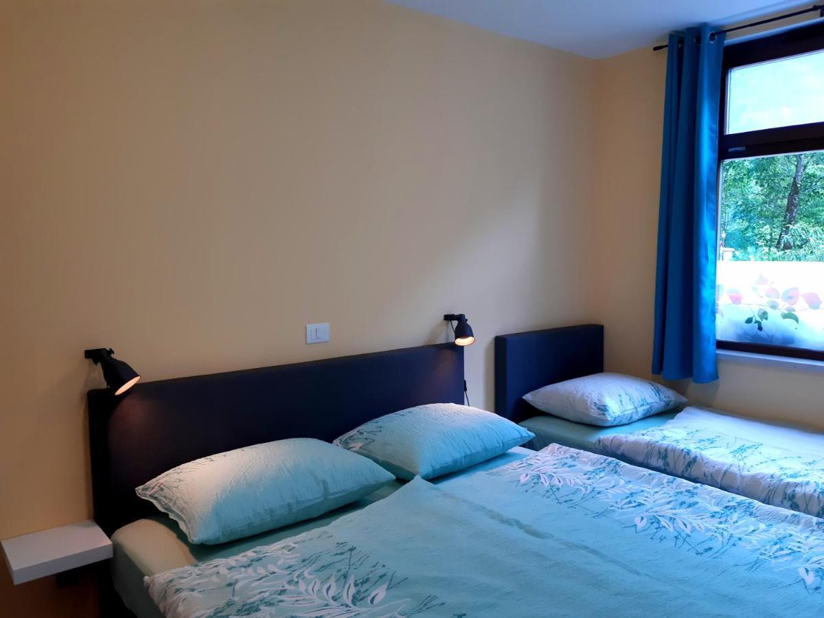 Socaland Apartmaji Ngoại thất bức ảnh