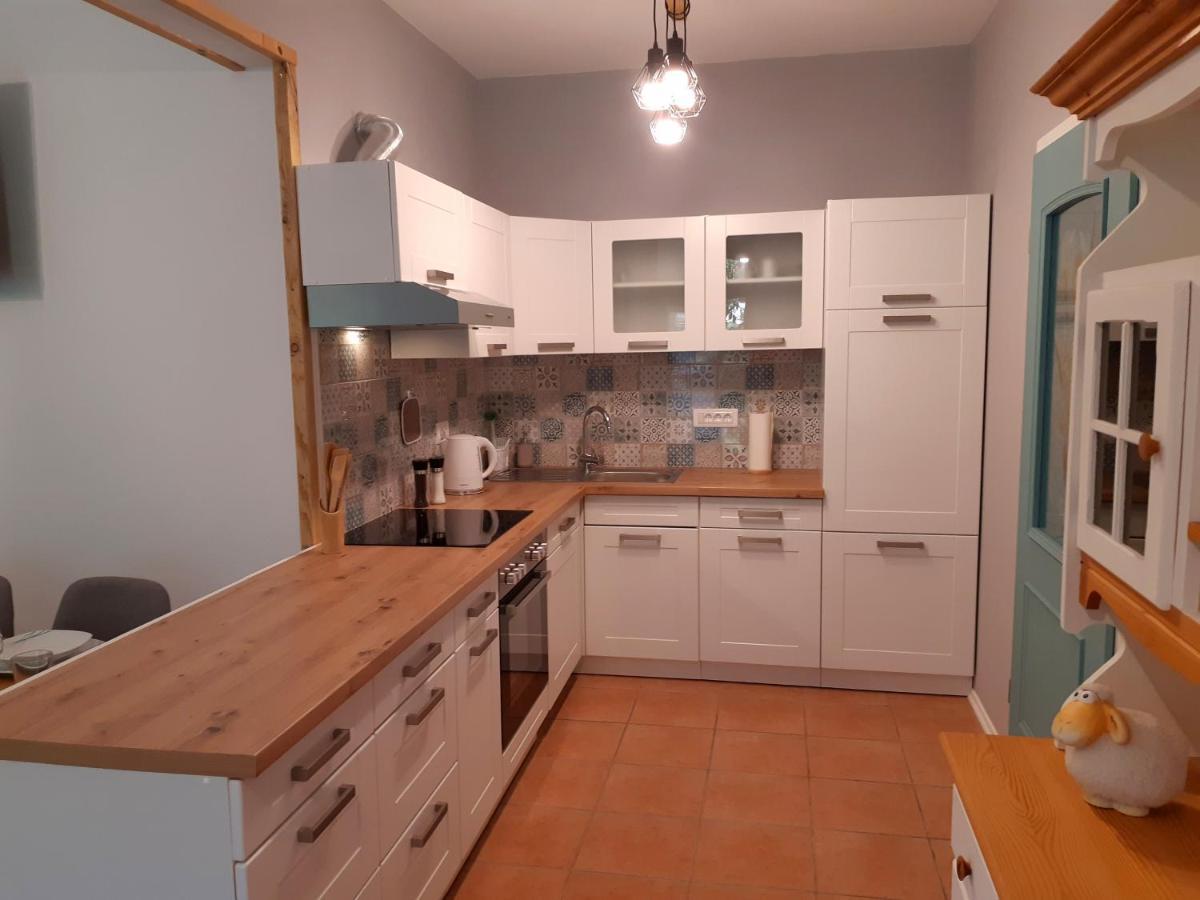 Socaland Apartmaji Ngoại thất bức ảnh
