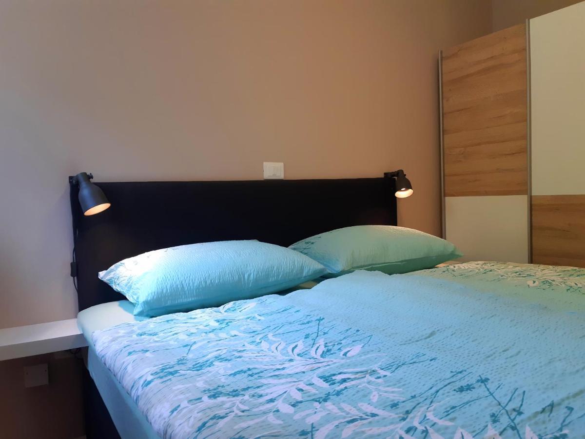 Socaland Apartmaji Ngoại thất bức ảnh