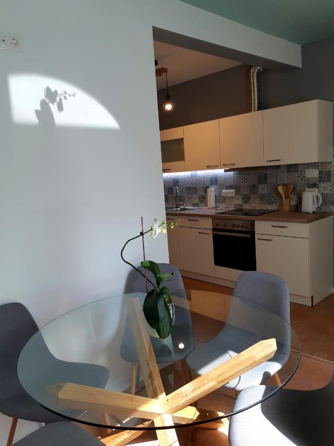 Socaland Apartmaji Ngoại thất bức ảnh